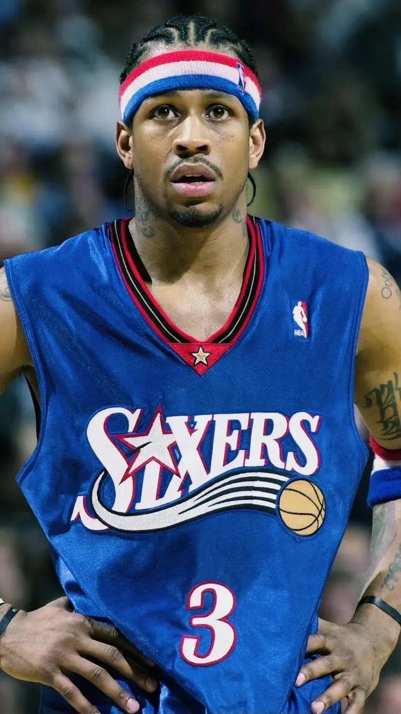 勒布朗·詹姆斯出战吗？湖人对阵雄鹿伤病报告