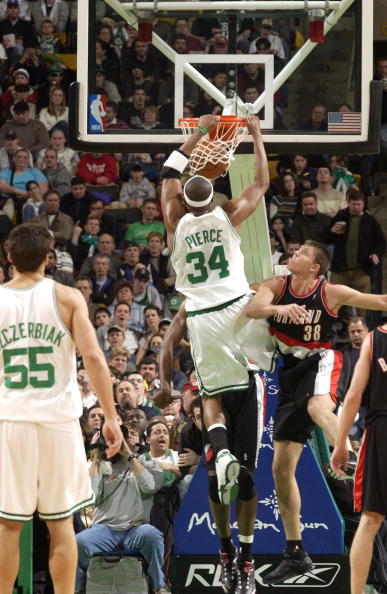 “任天堂收购Xbox”突成热门话题 博主恶作剧爆火