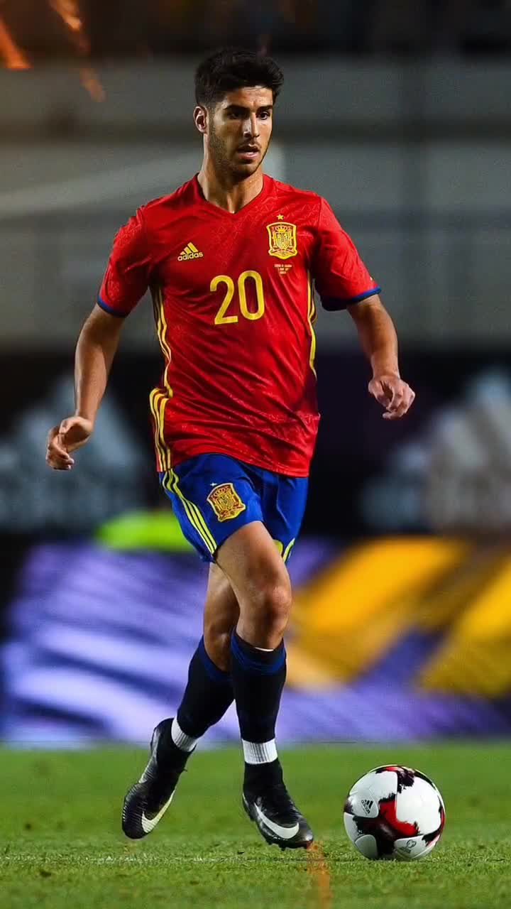 教练夸他“像黄金一样重要”