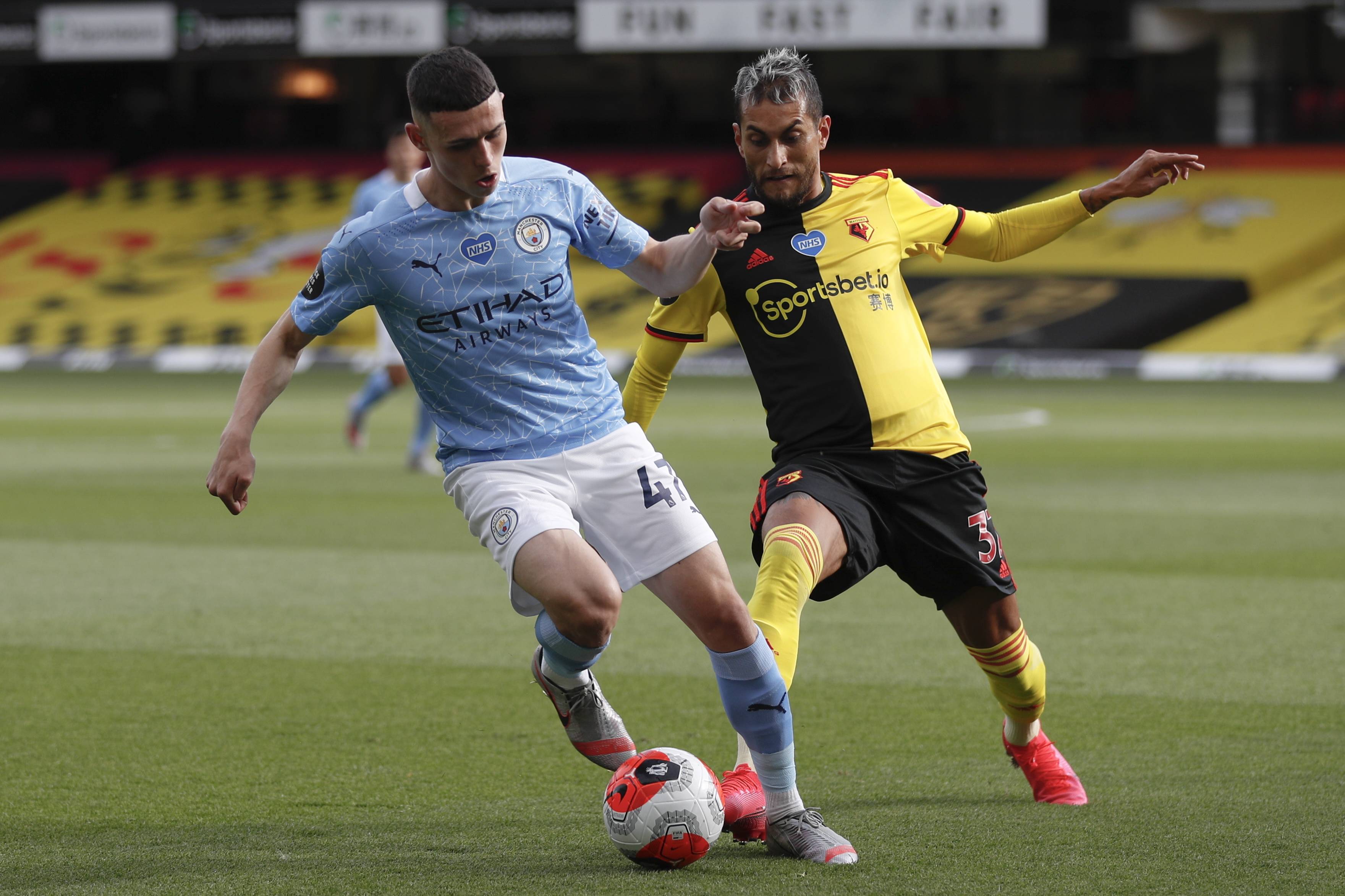 斯基拉：若打进下赛季欧战，尤文将总价2100万欧强制买断凯利