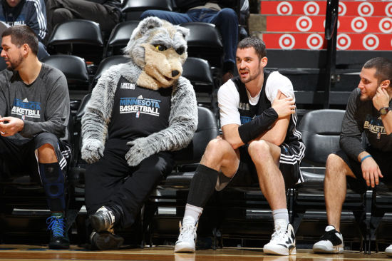 热议海港平柔佛：十分狼狈且侥幸；陈威出色全队血性