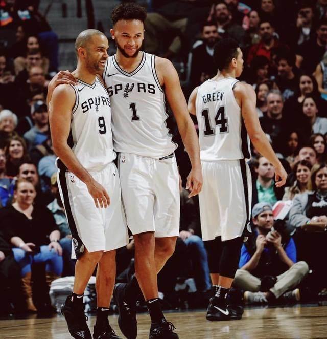 DRG电竞俱乐部正式落户北京石景山 携手首钢园打造＂电竞+文旅＂新生态 ｜ 京西电竞节签约仪式